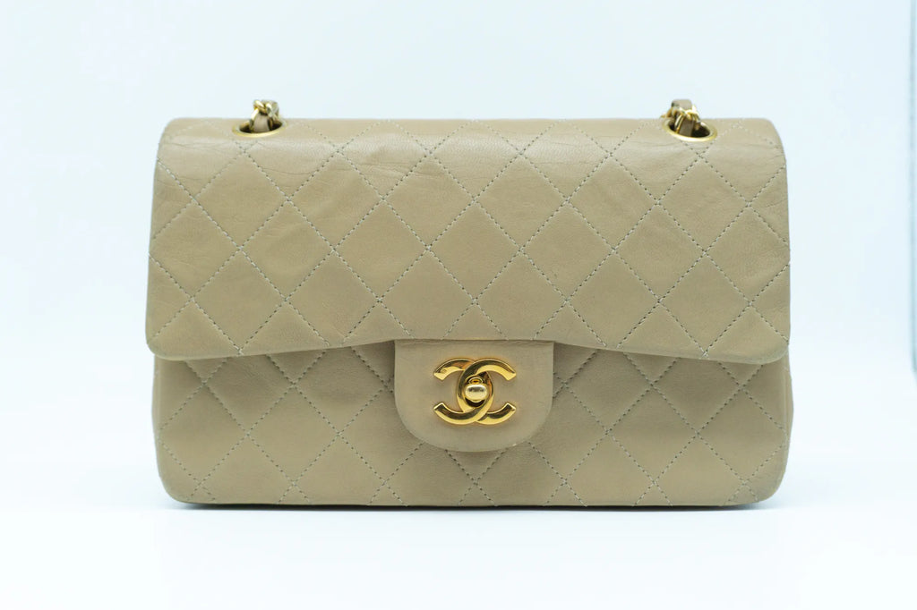 Chanel Small Classic Flap | Lammleder | Beige