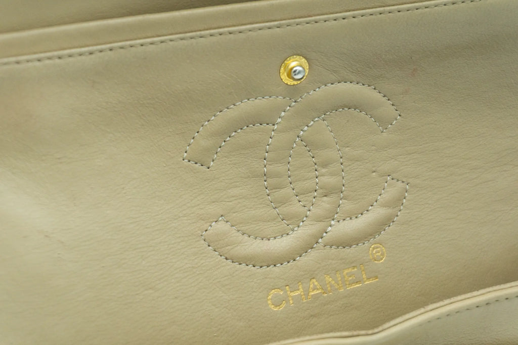 Chanel Small Classic Flap | Lammleder | Beige