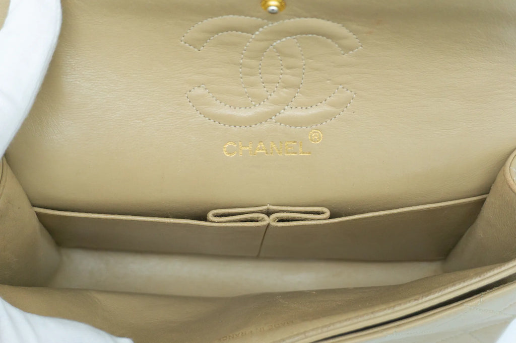 Chanel Small Classic Flap | Lammleder | Beige