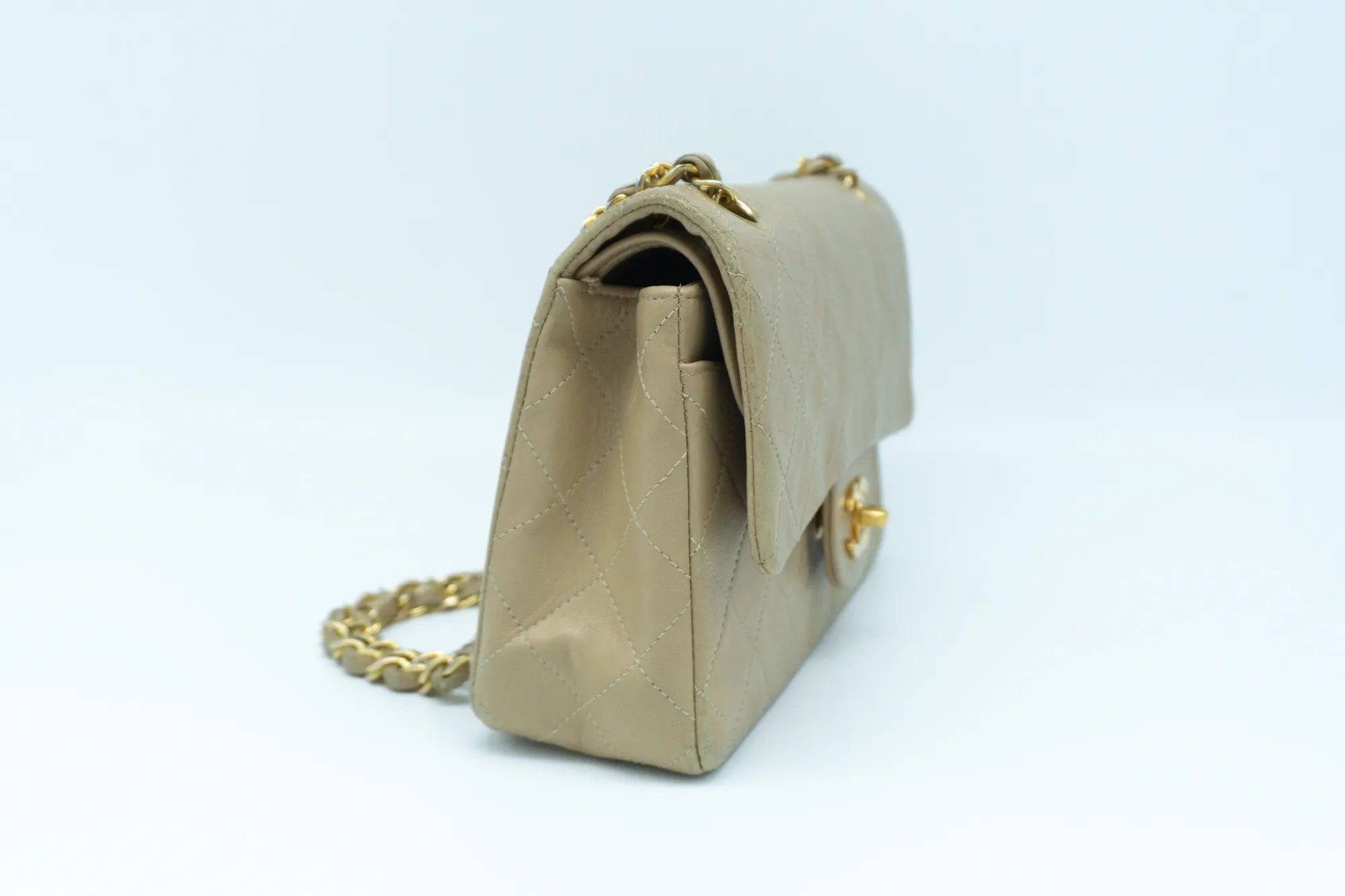 Chanel Small Classic Flap | Lammleder | Beige